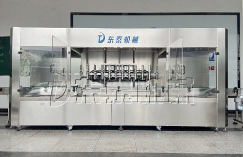 直線式食用油灌裝機(jī)灌裝精度怎么調(diào)？學(xué)會(huì)了真的很重要
